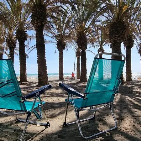 Excellent Location- Beach, Pool, Telework, 2 Bikes, Parking & Wifi Gratis At 