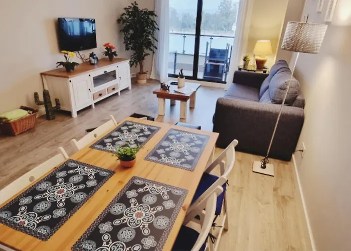 Excellent Location- Beach, Pool, Telework, 2 Bikes, Parking & Wifi Gratis At \
