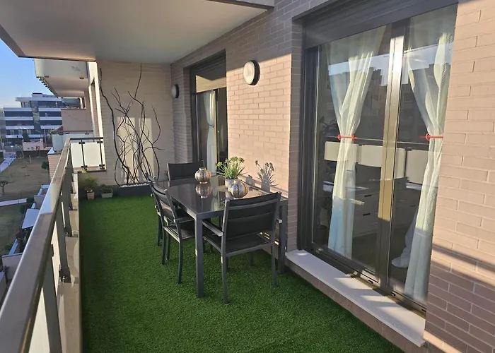 Excellent Location- Beach, Pool, Telework, 2 Bikes, Parking & Wifi Gratis At \