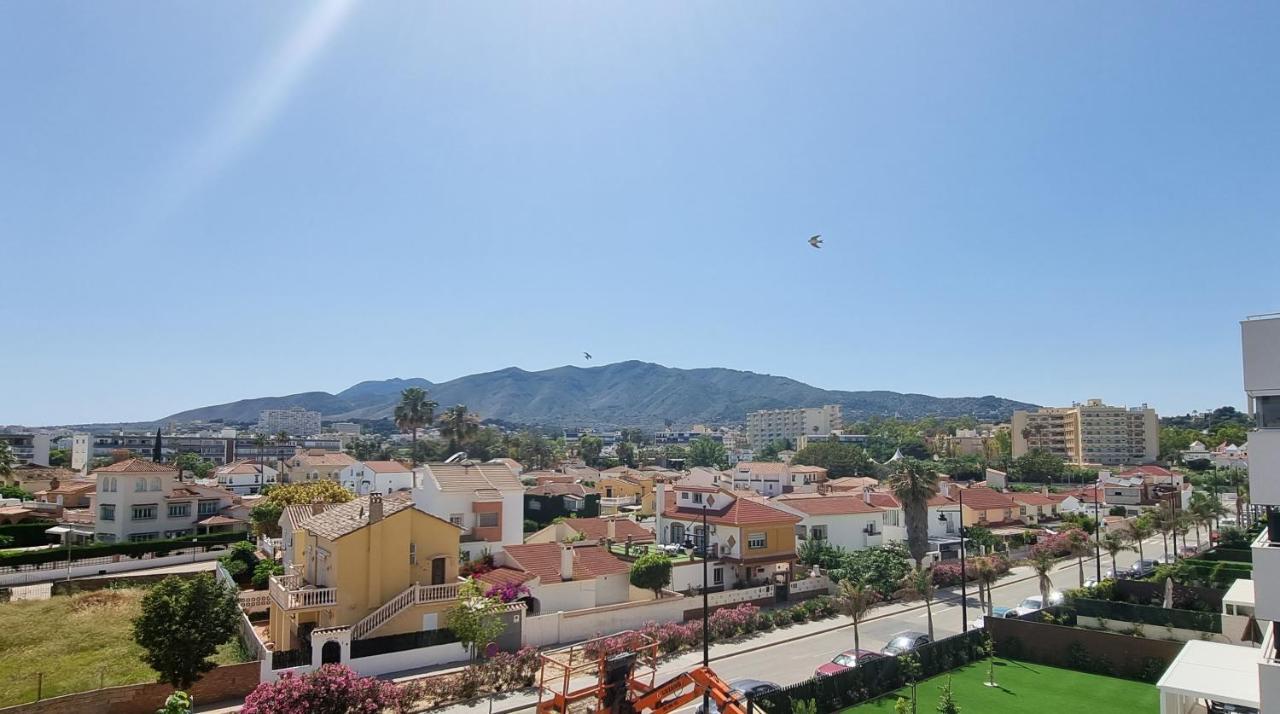 Apartament Excellent Location- Beach, Pool, Telework, 2 Bikes, Parking & Wifi Gratis At 
