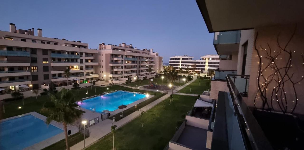 Apartament Excellent Location- Beach, Pool, Telework, 2 Bikes, Parking & Wifi Gratis At 
